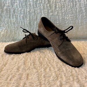 Vintage! Hush Puppies suede loafers!